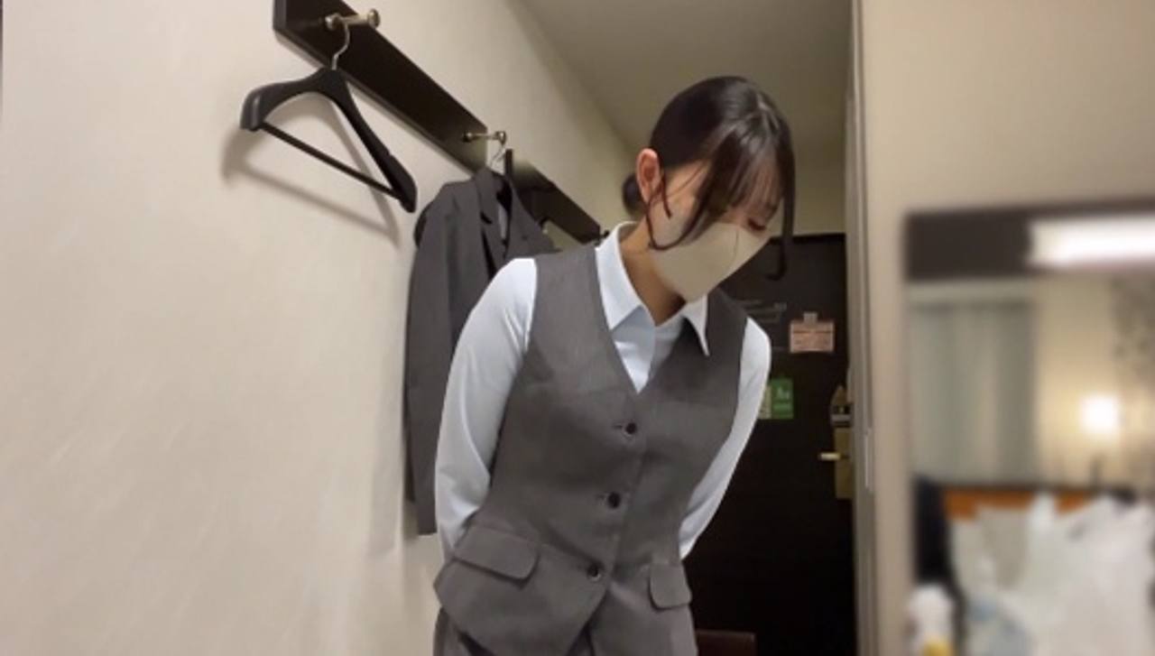 FC2PPV 4789788 Original Personal Shooting ♥ POV Diary With A Tsundere Office Lady (25 Years Old) I Met On A Dating App (Two-Part Series)